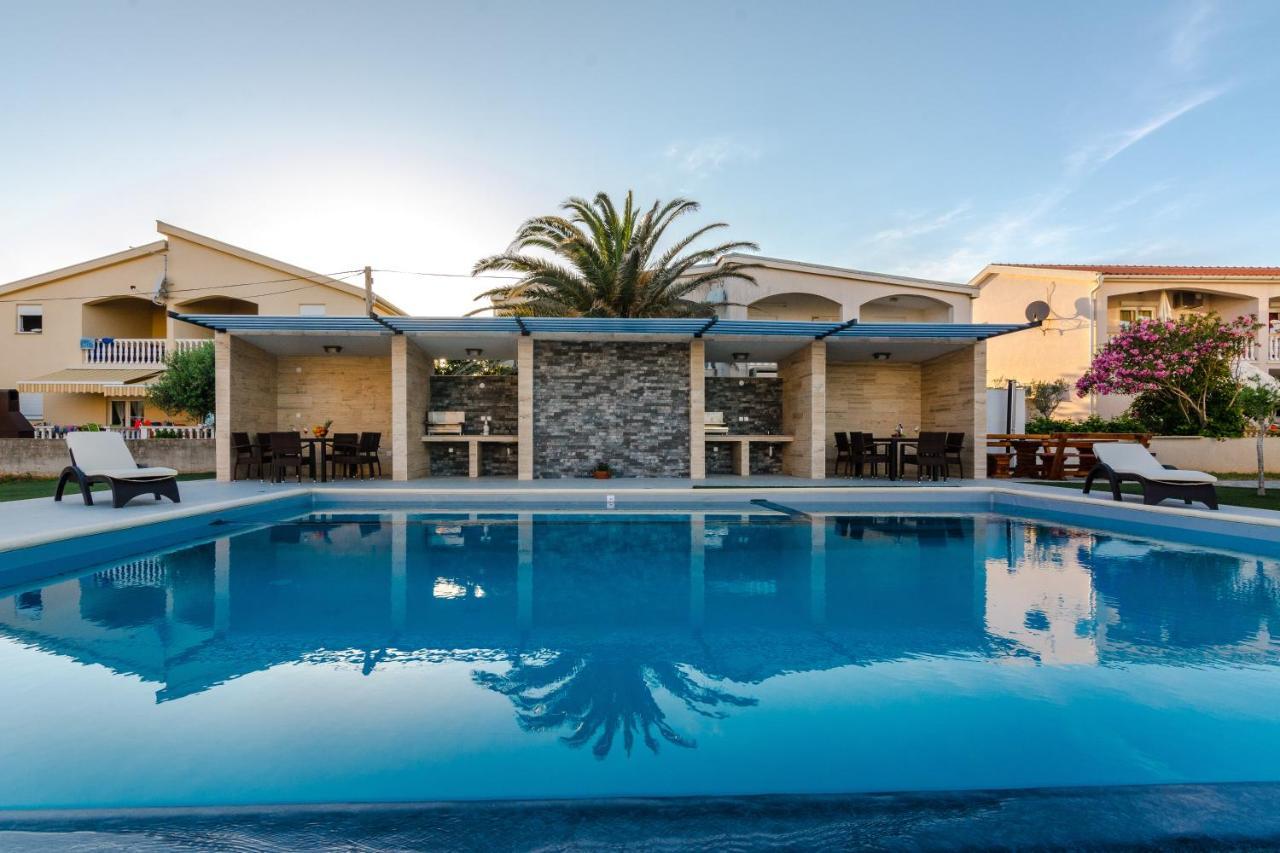Resort Mirakul Vir Ngoại thất bức ảnh