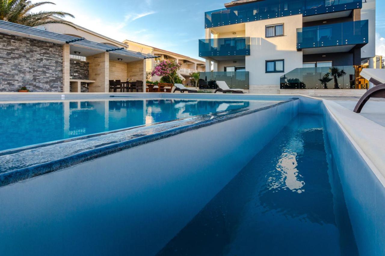 Resort Mirakul Vir Ngoại thất bức ảnh